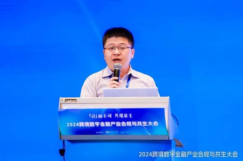 65adbbeab8be2.jpg 640.jpg